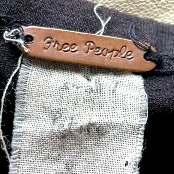 Free People Skirt Mini Ruffled Flower Fabric 90’s look Small Petite - Picture 7 of 10